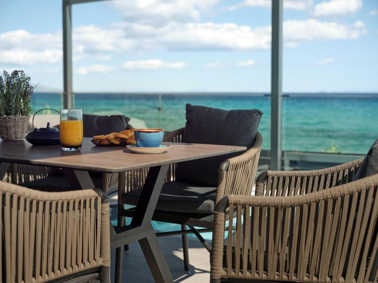 Blue View Villa - Coastal Elegance With Swim Spa, By Zantewize Alikanász Kültér fotó