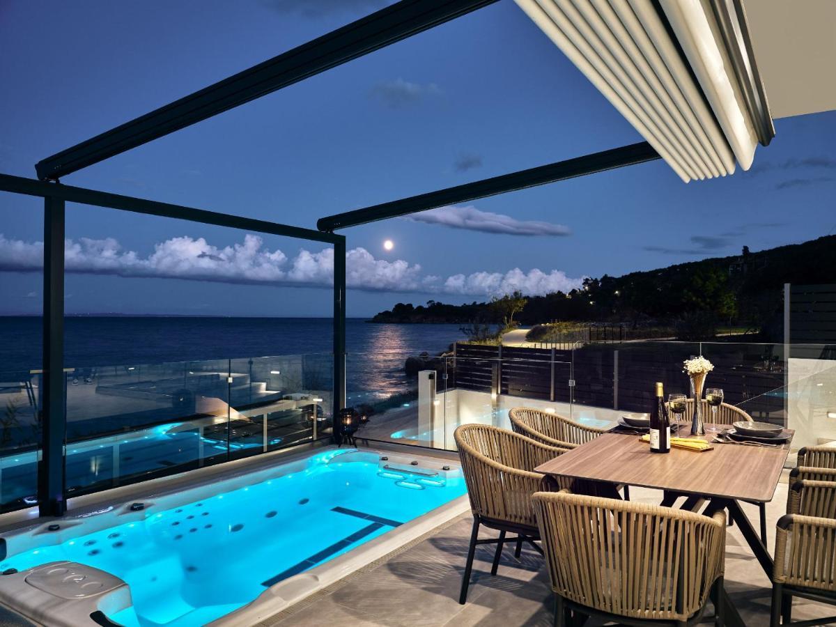 Blue View Villa - Coastal Elegance With Swim Spa, By Zantewize Alikanász Kültér fotó