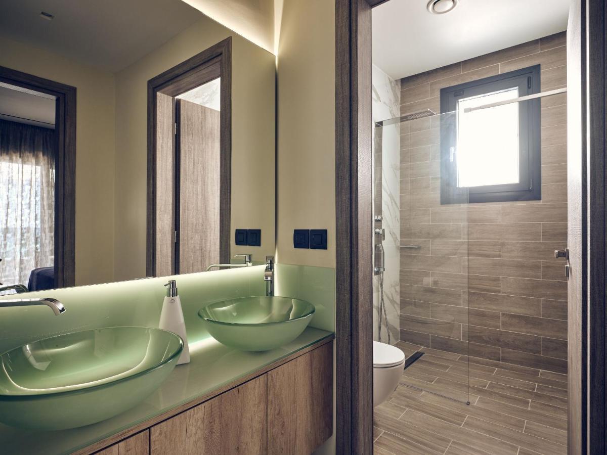Blue View Villa - Coastal Elegance With Swim Spa, By Zantewize Alikanász Kültér fotó