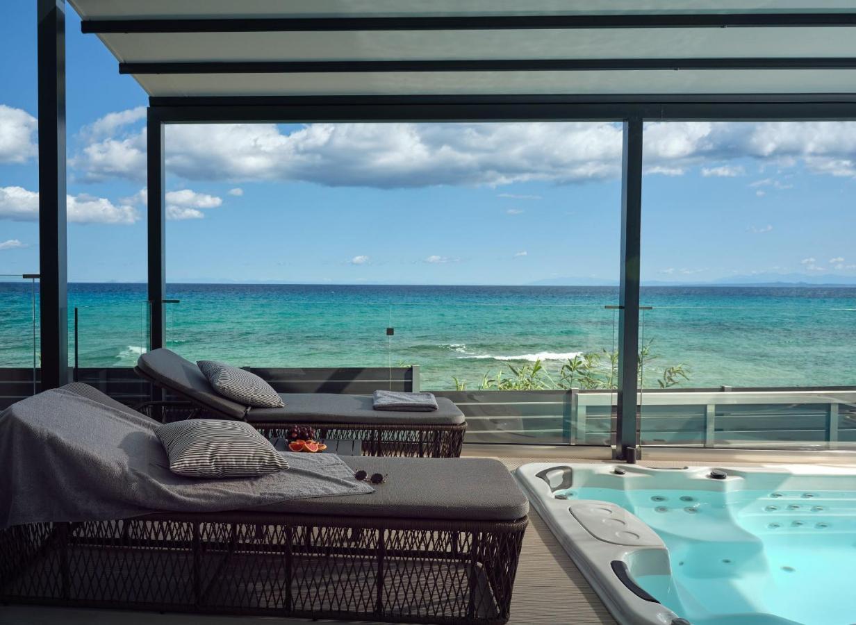 Blue View Villa - Coastal Elegance With Swim Spa, By Zantewize Alikanász Kültér fotó