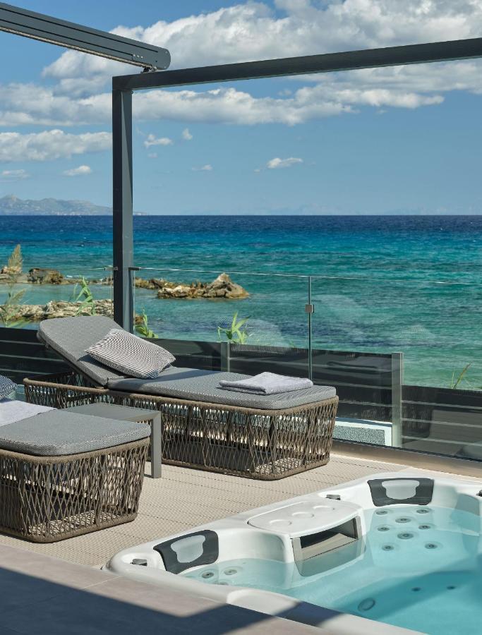 Blue View Villa - Coastal Elegance With Swim Spa, By Zantewize Alikanász Kültér fotó